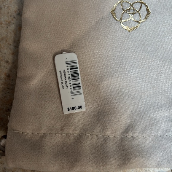 Kendra Scott Gold and White Bracelet with Elegant Design - Picture 3 of 3